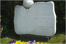 Zentralfriedhof / Foto: Bauer TF_Probst_Otto_Grab_Digi