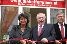 Renate Brauner, Michael Häupl und Bezirksvorsteher Hohenberger / Foto: PID LandstrasserHof_HelferWiens_TF_PID