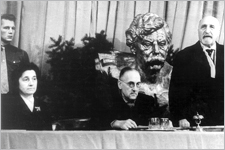 1. Parteitag 1945, Jochmann, Schärf und Seitz / Foto: VGA TF_Parteitag_1945_VGA