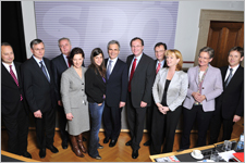 Regierungsteam_081202