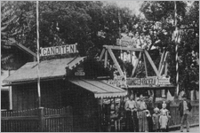 TF_BoehmischerPrater_um1910_SPOE_Buecher