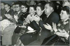 Volkstheater in den Außenbezirken, 1954 / Foto: ÖGB-Archiv Volkstheater_Aussenbezirke_TF_1954_3_OEGB_Archiv