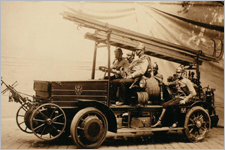 Gasspritze Austro-Daimler, 1904 / Foto: Bouzek Feuerwehr_TF_2_Gasspritze_Bouzek