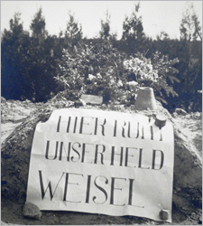 Das Grab von Georg Weissel, 1934 / Foto: Dr. Junker Weissl_Grab1934_2DrJunker