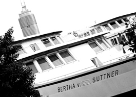 Berths_von_suttner_head_pertramer