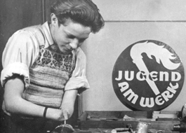 Head_1945_jugend_am_werk
