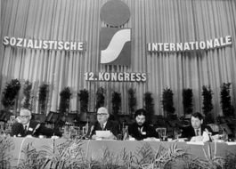Head_si_pittermann_1972_vga