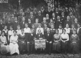 Head_verband_jugendlarbeiterhernals_1917_spoe_buecher
