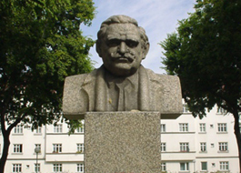 Hueberhof_head_digi