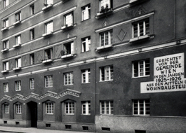 Kronawetterhof_head_wstla