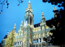 Rathausplatz_head_pertramer