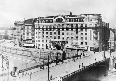 11_dianabad_1920_ma44