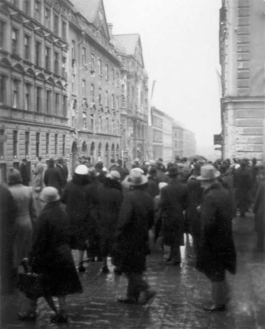 1934_arbeiterheim_ottakring_neugierige_bo16_3