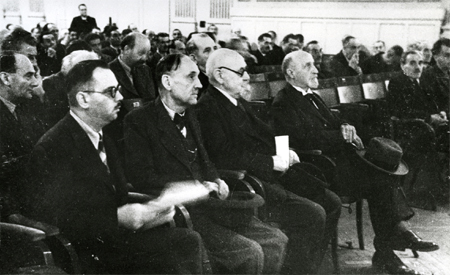 1945_08_ak_gruendung_korp_schaerf_renner_seitz_boehm_oegbarchiv