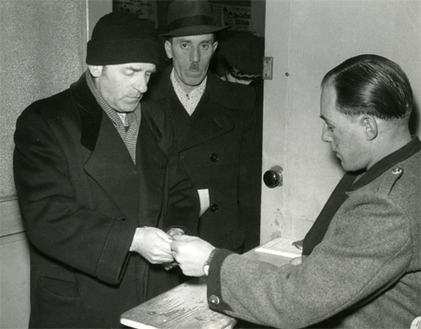 1_volkstheater_aussenbezirke_1954_oegb_archiv