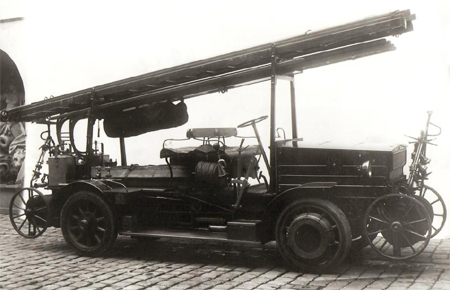 8_ruestwagen_1908
