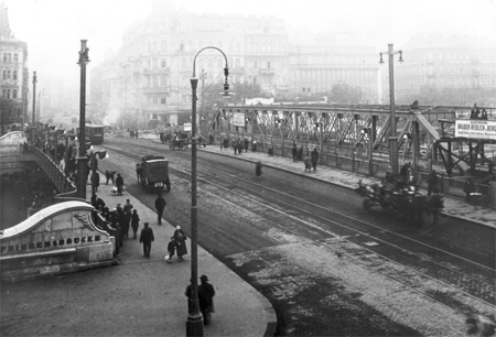 Alte_friedensbruecke_bo20