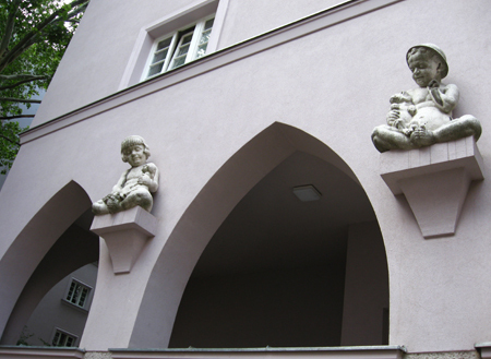 Dr_franz_klein_hof_galerie_3_digi1