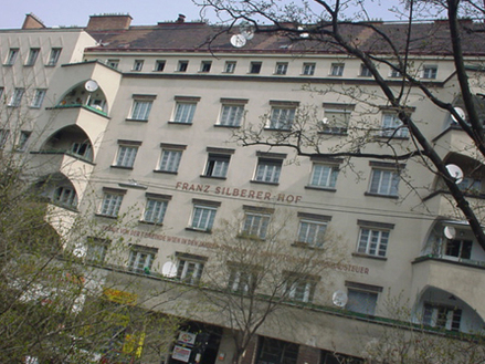 Franz_silberer_hof_1_neu