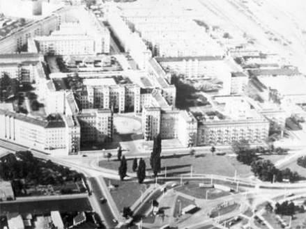 Friedrich-engels-platz-3
