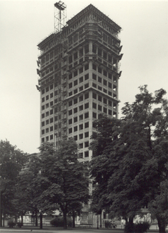 Galerie_liebermann_norbert_ringturm_juli1954_wr_staedtische