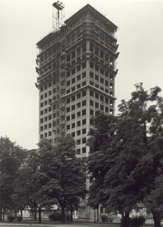 Galerie_ringturm_juli1954_wr_staedtische