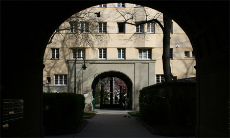 Jaures_hof_3