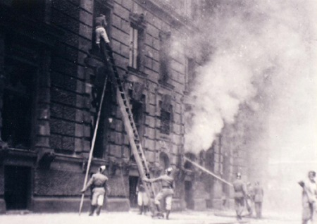 Justizpalast_brand_4_boucek