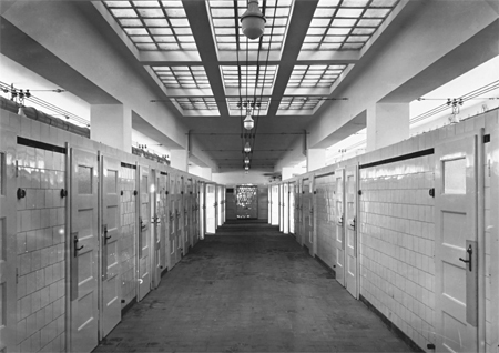 Karl_marx_hof_brausebad_bm19