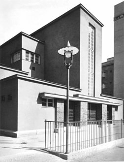 Karl_marx_hof_waescherei_und_zentralbadeanlage_bm19