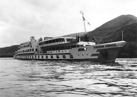 Koerner_theodor_galerie_schiff_bo1
