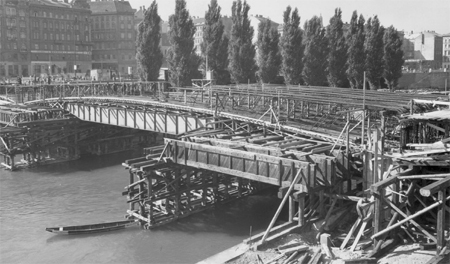 Marienbruecke_bau_1952_wifar