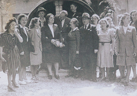 Pfingsttreffen_der_ravensbruecknerinnen_mai_1947_spoe