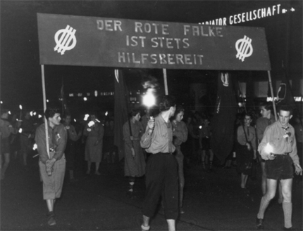 Rf_fackelzug_1957_bo16_5