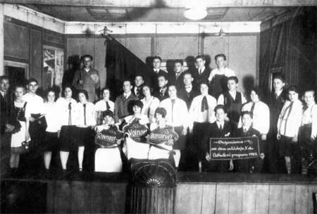 Tschech_soz_jugend_fahnenweihe_1928_bm10