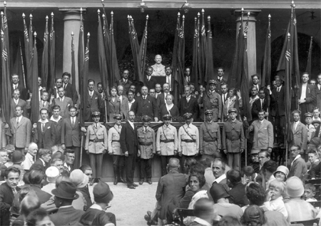 Verband_sozdemokkaufleute_fahnenenthuellung1_bo16_2