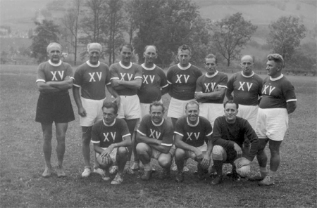 Wat_faustballmannschaft_askoe